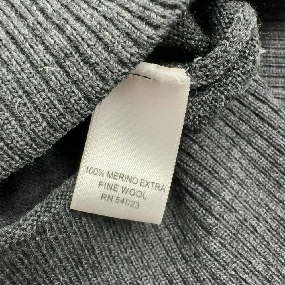 Banana Republic Sweater Mens XL Grey 100% Merino Wool Crew‎ Neck Classic Style